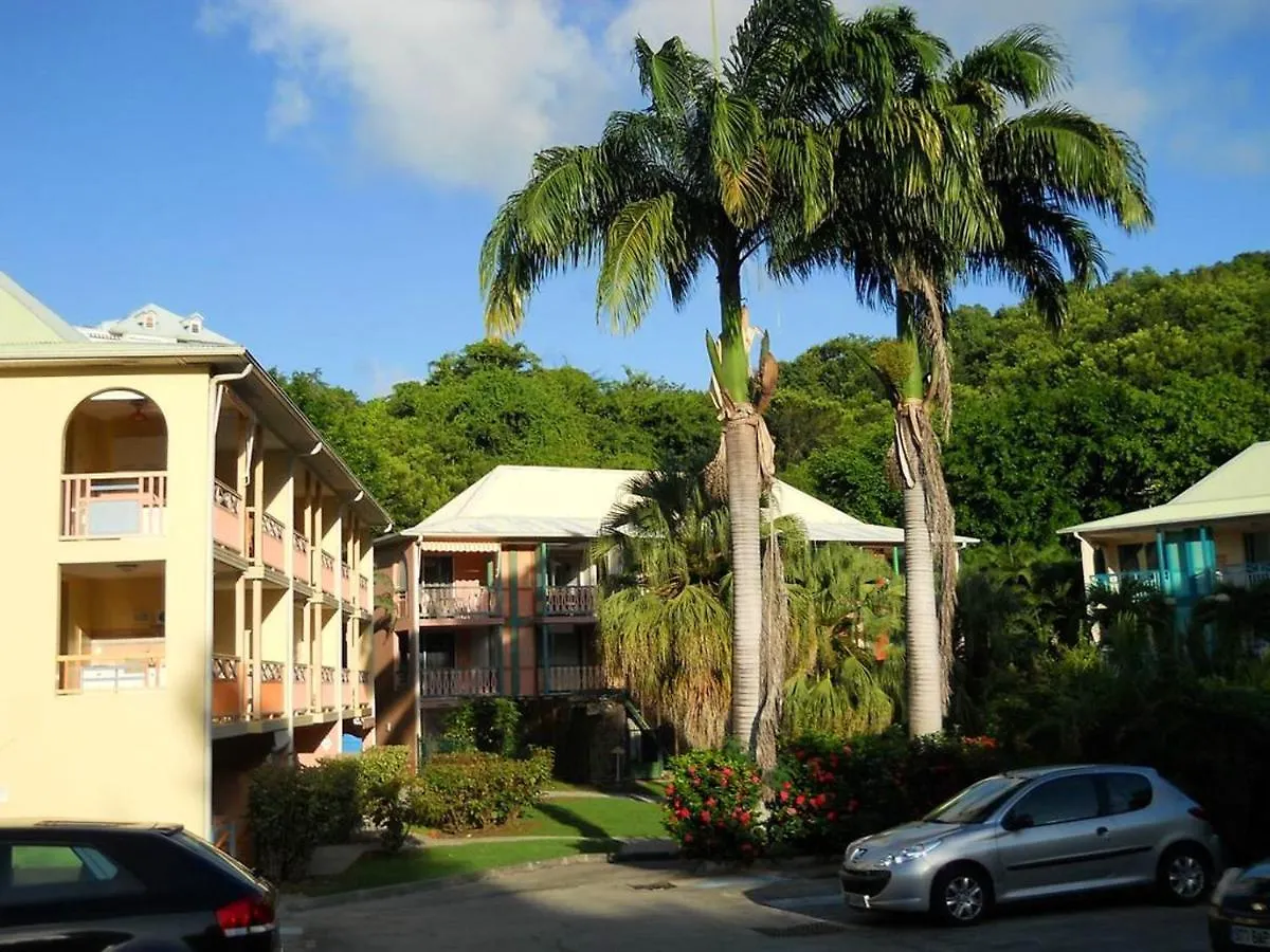 Appartement Cosy A Sainte Anne 30 M² Avec Piscine Privee Sainte-Anne